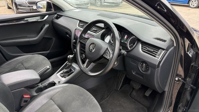 Skoda Octavia 2.0 TDI CR SE L 5dr DSG [7 speed] Diesel Estate